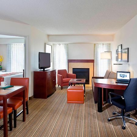 Residence Inn Lansing West Delta Center Township Exterior foto